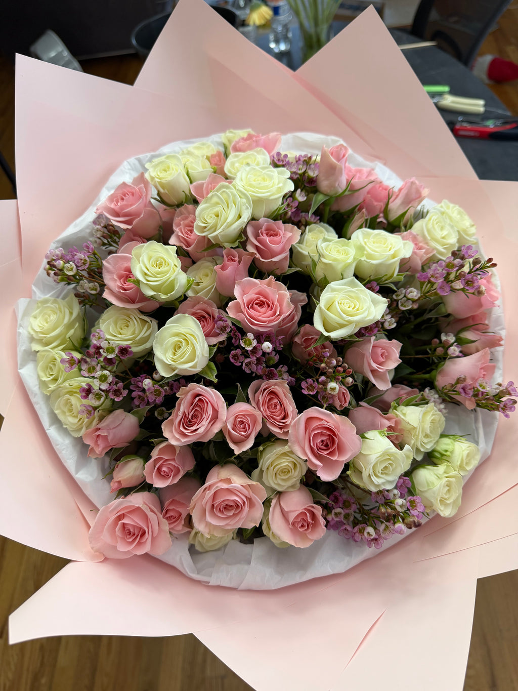 Spray roses mix