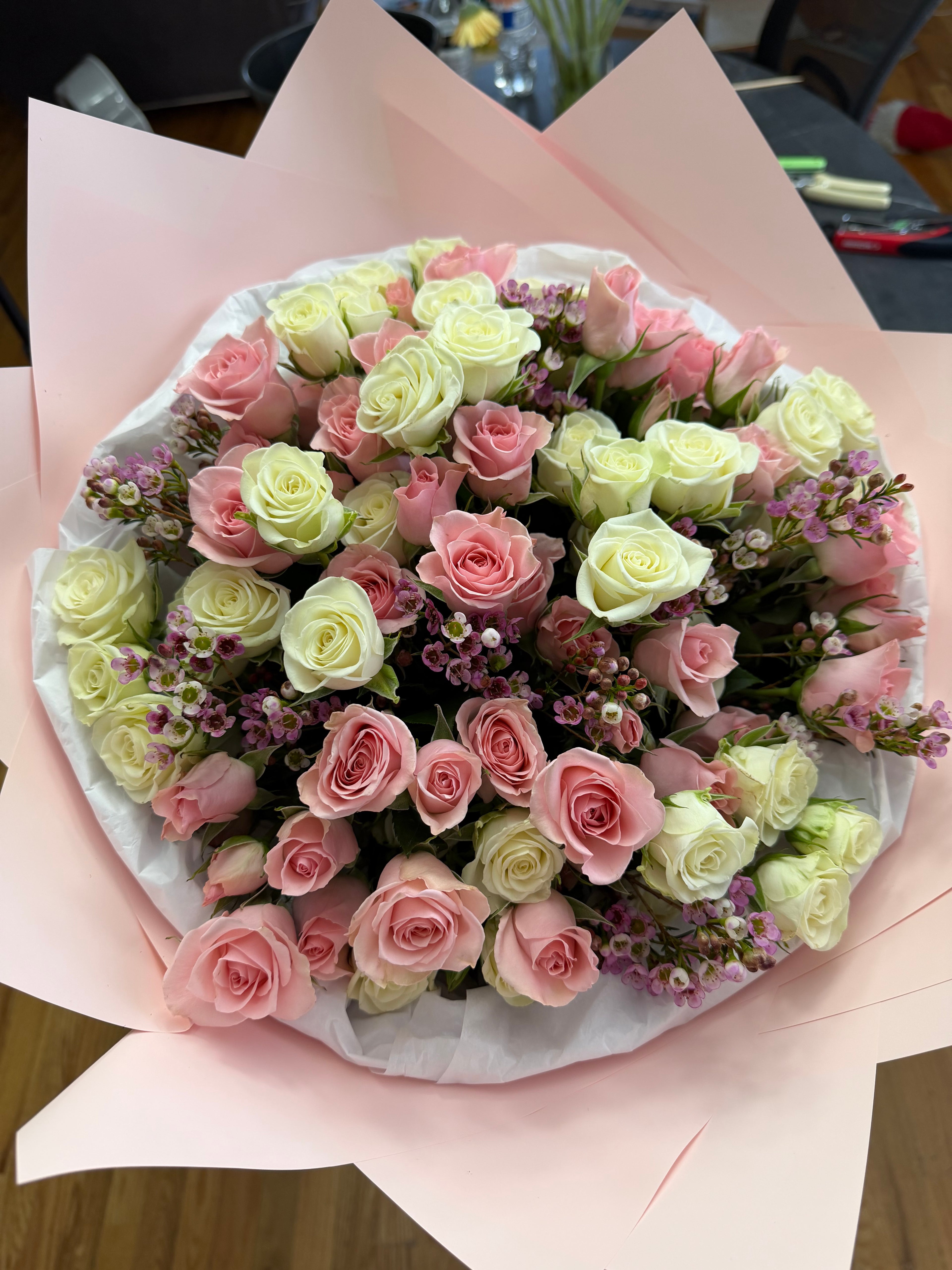 Spray roses mix